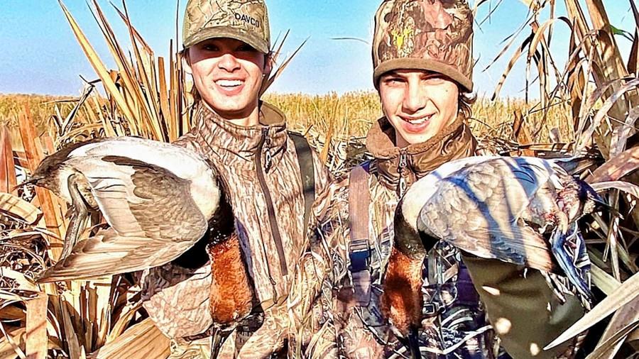 Texas Coastal Duck Hunting